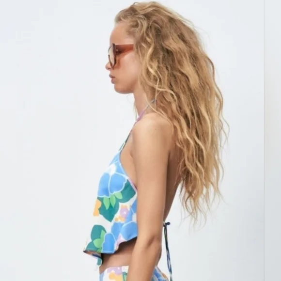 ⭐️3/$25⭐️ NWT Zara Women's Floral Halter Backless Crop Top Size XS - Picture 4 of 12